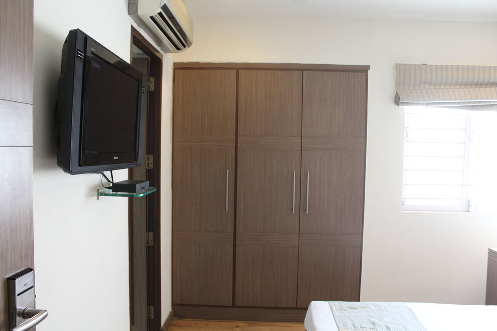 The Lotus Apartment Hotel, Venkatraman Street Chennai Exterior photo